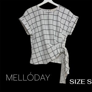 NWT Melloday Women S Blk/Wht Plaid Pullover Crop Top Round Neck Tie Bow
Accent